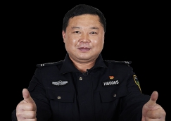 全國(guó)人大代表、黃山“守松人”