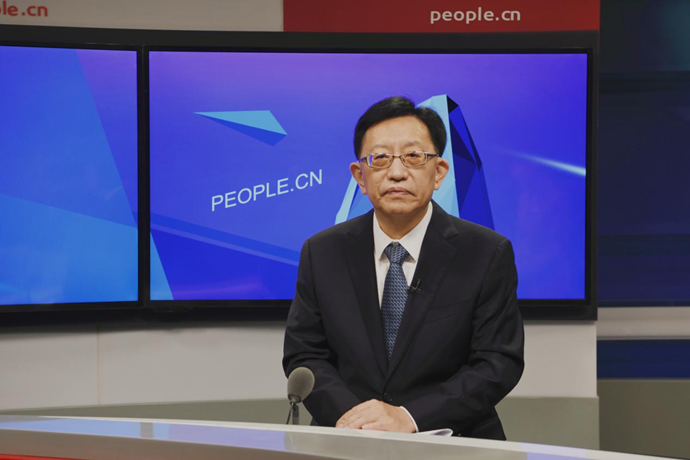 中國節(jié)能環(huán)保集團有限公司黨委書記、董事長宋鑫做客人民網(wǎng)。人民網(wǎng)記者 王曉嘯 攝